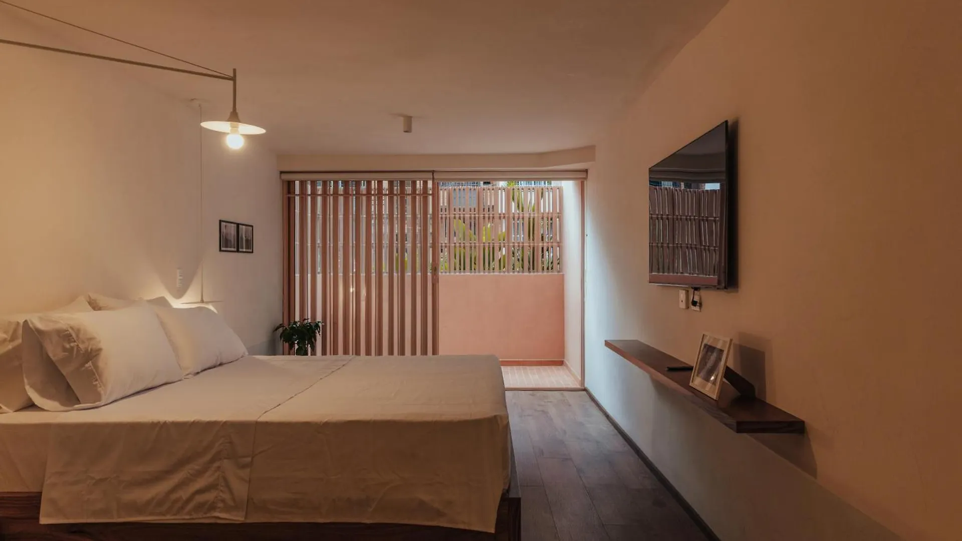 New Cozy Duplex In Laureles With A/C And Wi-Fi Apartment Medellin Colombia