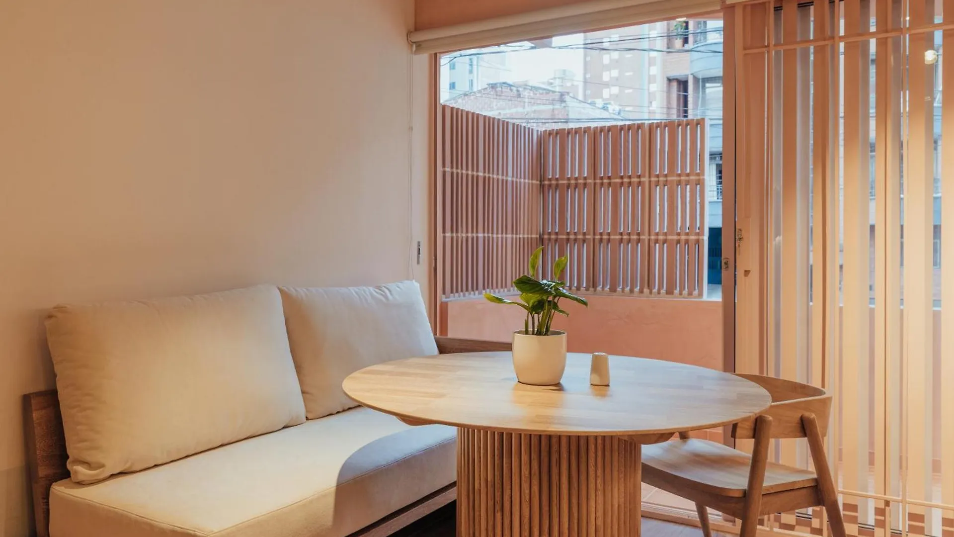 New Cozy Duplex In Laureles With A/C And Wi-Fi Apartment Medellin 0*,